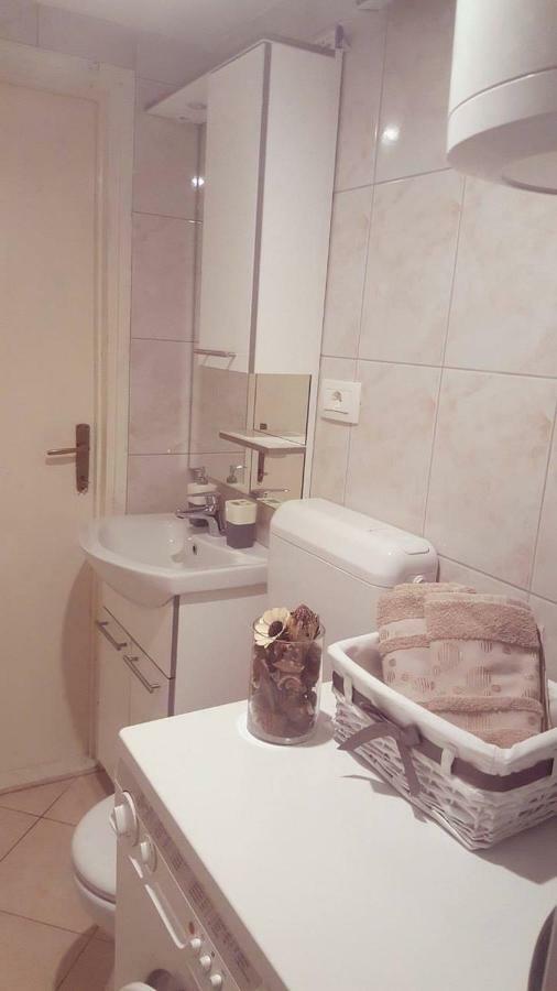 Apartment Maria Каштела Екстер'єр фото